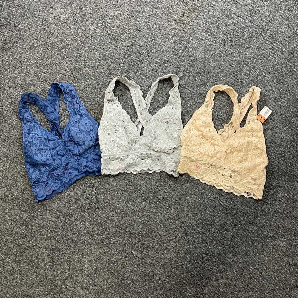 NWT No Boundaries Girl’s Lace Cross Back Bralette Bundle Sz XS